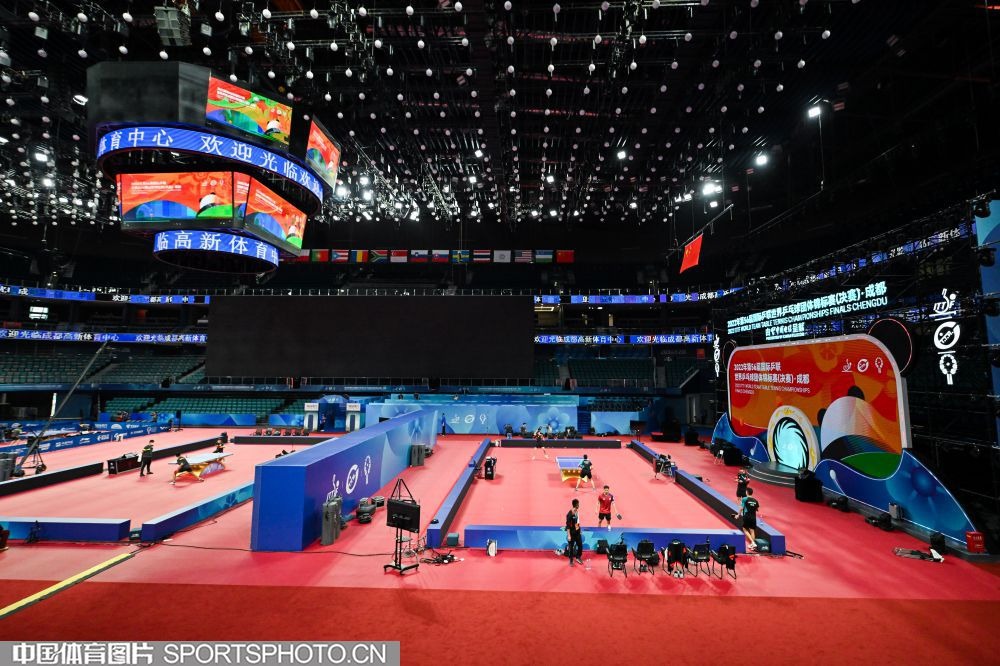 “李宁杯”西南体操协作区比赛在玉溪举行