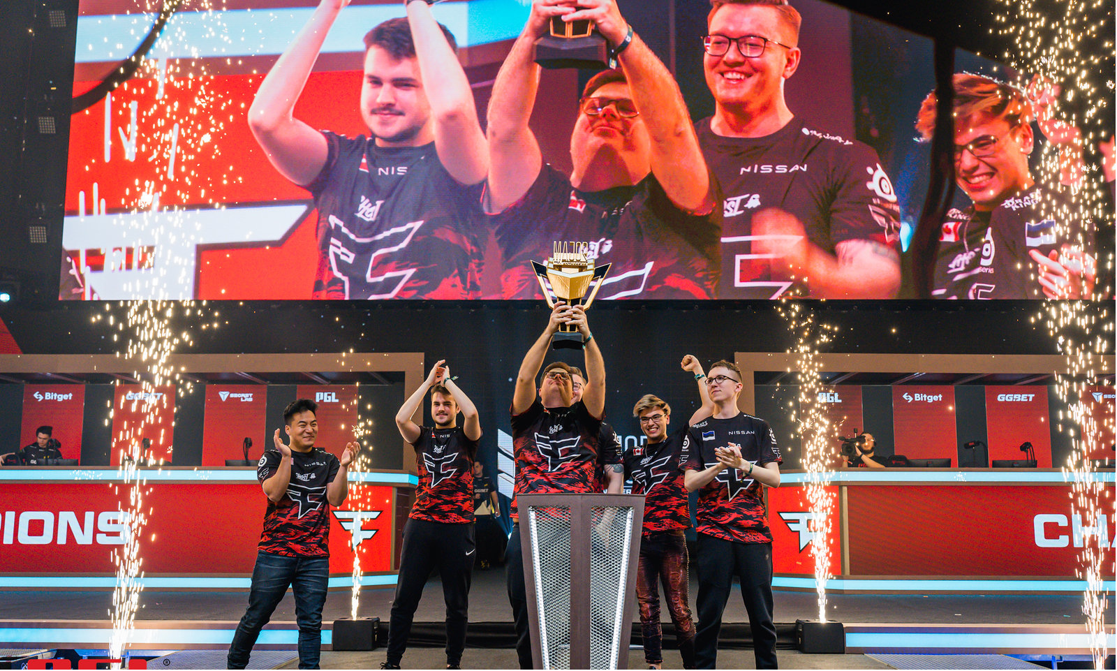 基未能以曼 基未能以曼