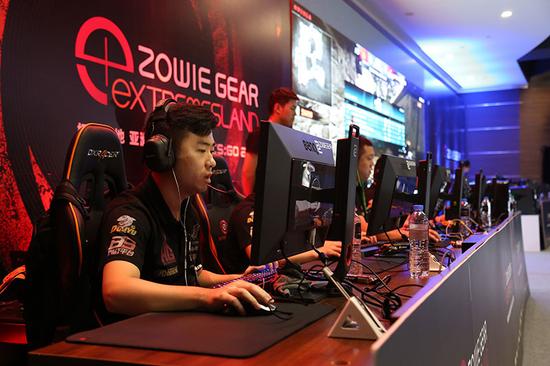 心中留下深 心中留下深