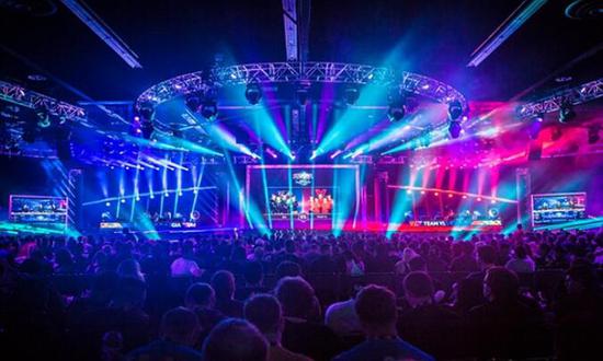 某位田径选 某位田径选